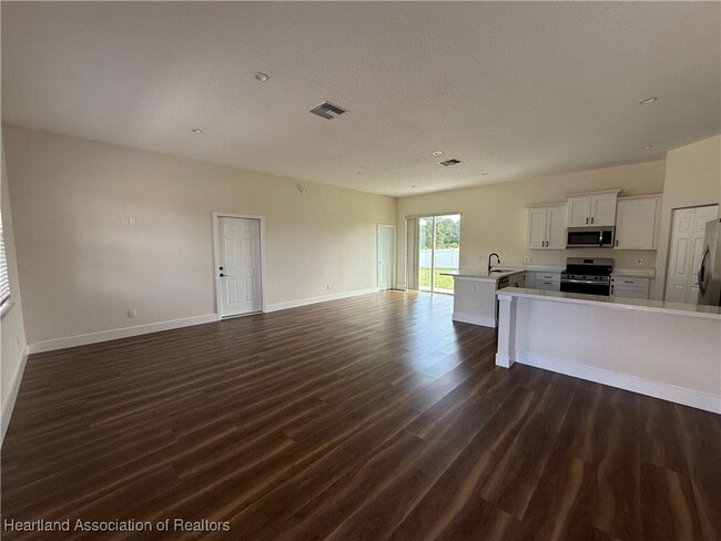 Building Photo - 91 Hellcat Ct NW