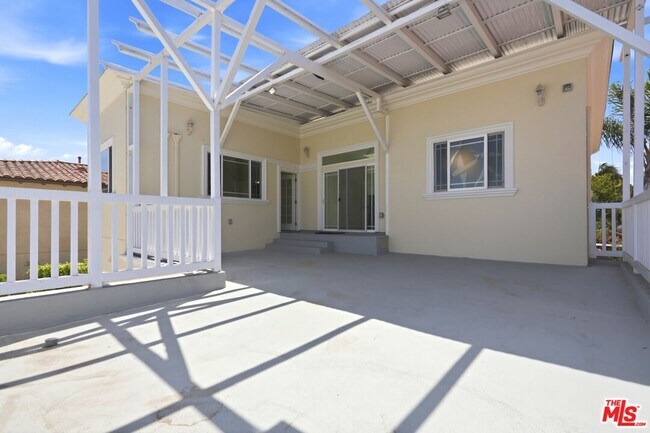 Building Photo - 1510 Cardiff Ave