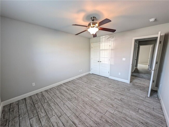Building Photo - 5602 Sapphire Dr