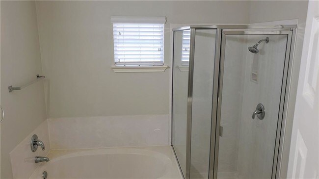 Building Photo - 1900 Scofield Ridge Pkwy