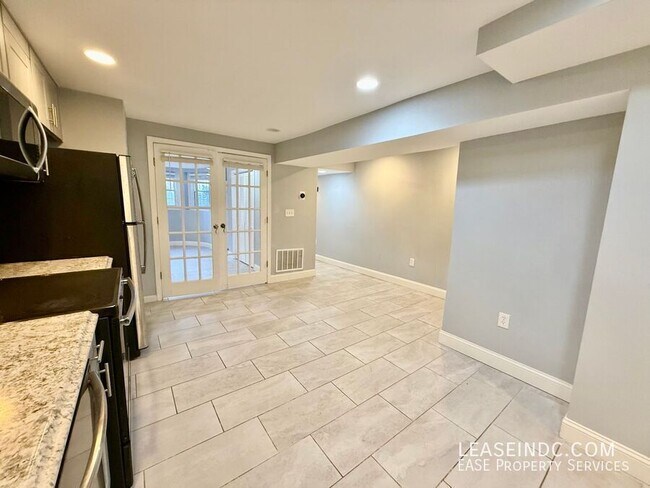 Building Photo - 55 Quincy Pl NW