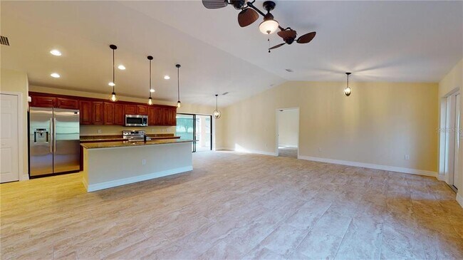 Building Photo - 4851 Kennett St