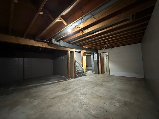 Building Photo - 6730 Havelock Ave