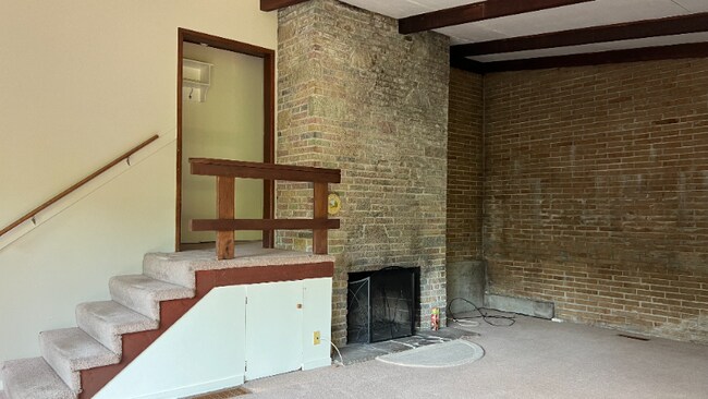Building Photo - 4605 W Mercer Way