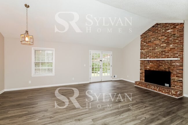 Building Photo - The Lifestyle You Deserve.