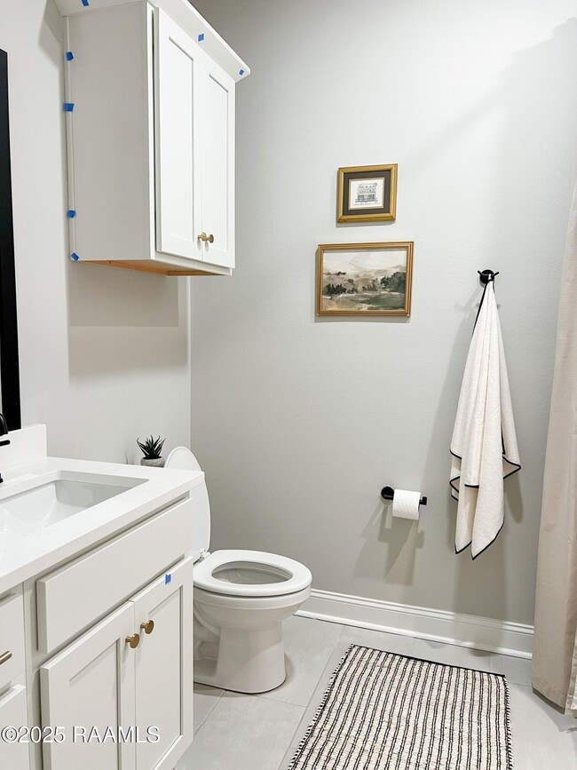 Building Photo - 132 Belle Fontaine Dr