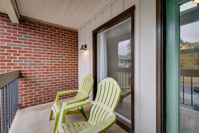 Building Photo - 1116-9 Blue Ridge Drive