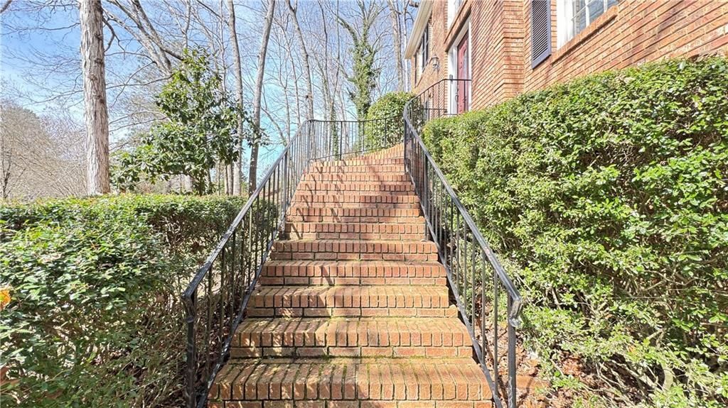 Building Photo - 177 Plantation Trce