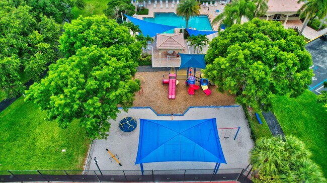 Building Photo - 8332 Bermuda Sound Way