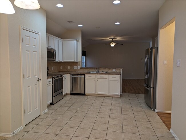 Building Photo - 12414 Teton Peak Way