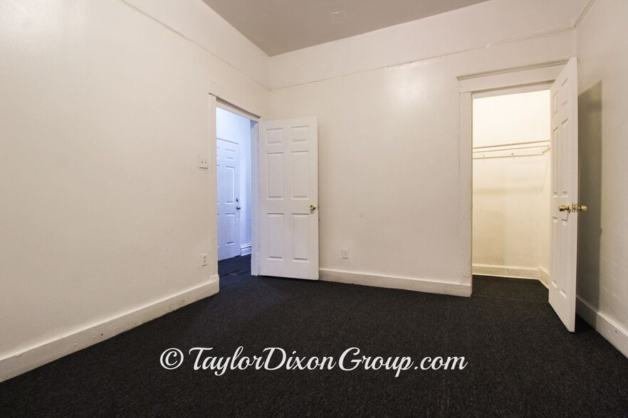 Building Photo - 4249 W Maypole Ave