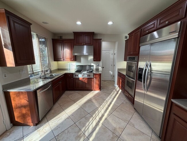 Building Photo - San Ramon's Lovely Windemere, Canadora Two Story Home 3 Br. + Loft, 2.5 Ba.