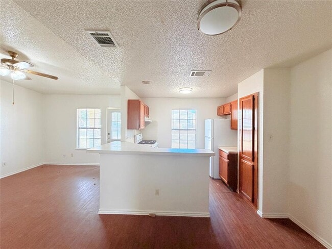 Building Photo - 1213 Ridgemont St