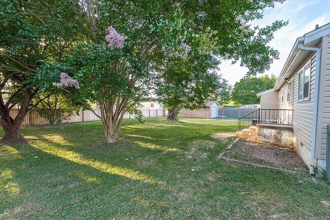 Building Photo - 4607 Beverly Kay Dr