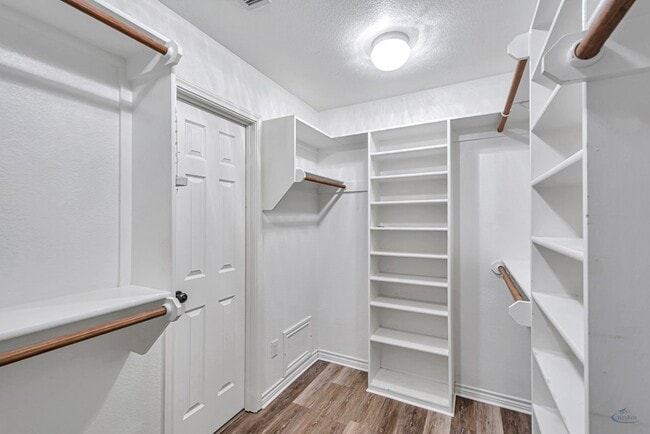 Building Photo - 5409 San Saba Ct