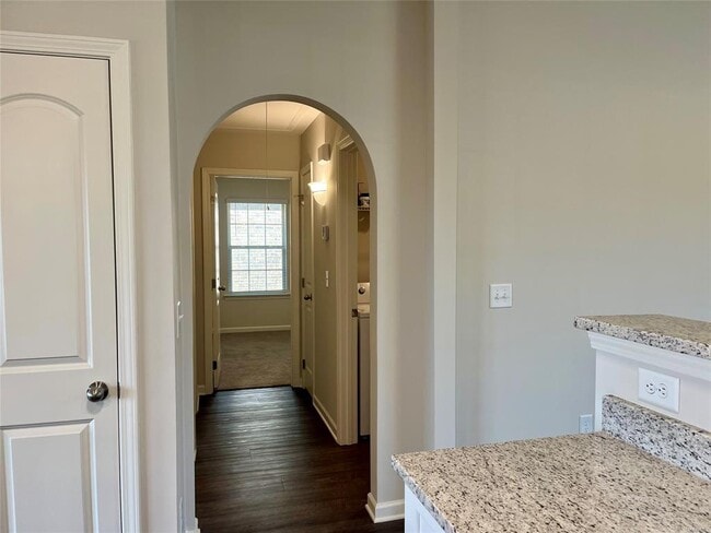 Building Photo - 127 Dawson's Ml Dr