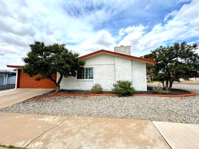 Building Photo - 139 Clairemont Rd