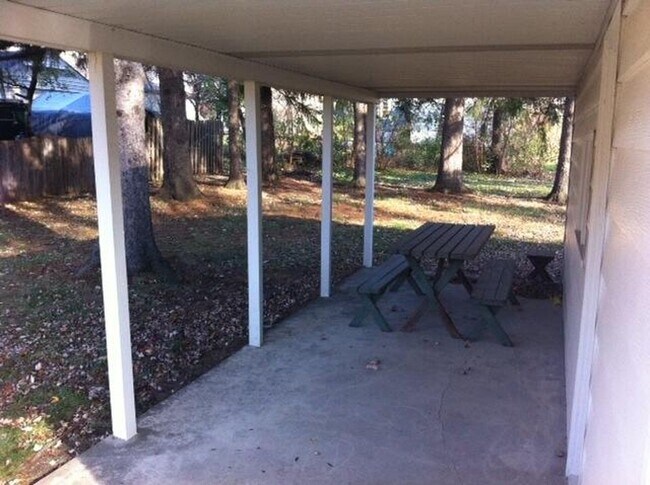 Building Photo - 4953 Wilcox Avenue