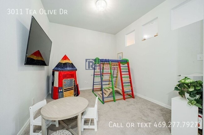 Building Photo - 3011 Tea Olive Dr