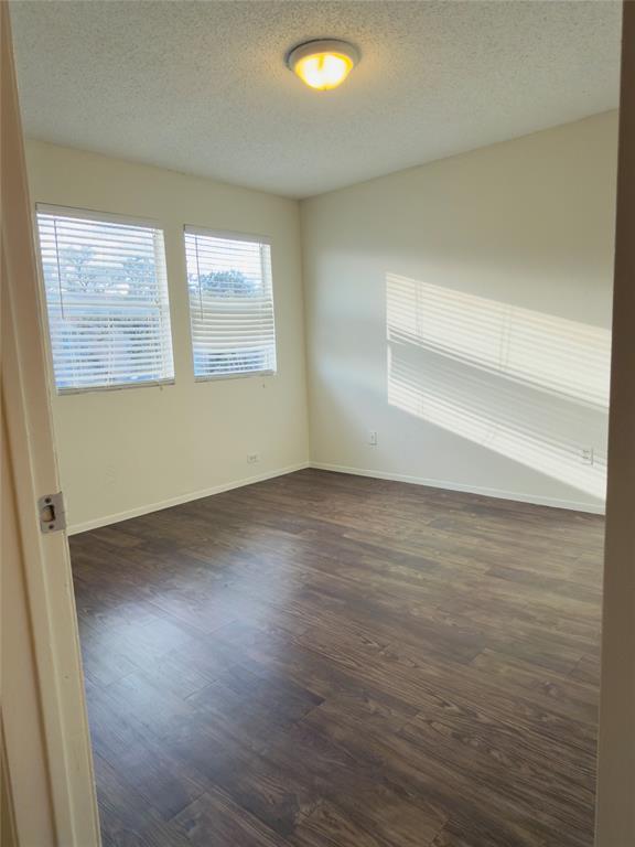 Building Photo - 11807 Alpheus Ave