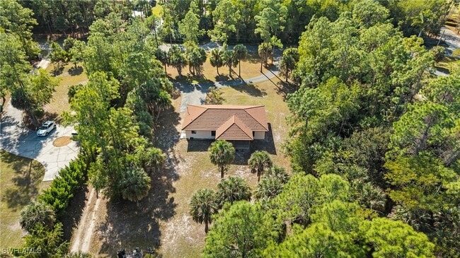 Building Photo - 4661 5th Ave SW