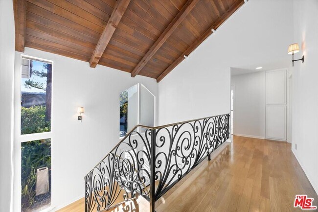 Building Photo - 3630 Roberts View Pl