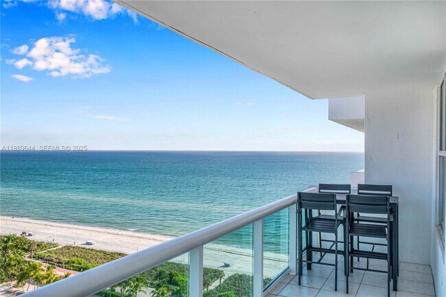 Building Photo - 5001 Collins Ave