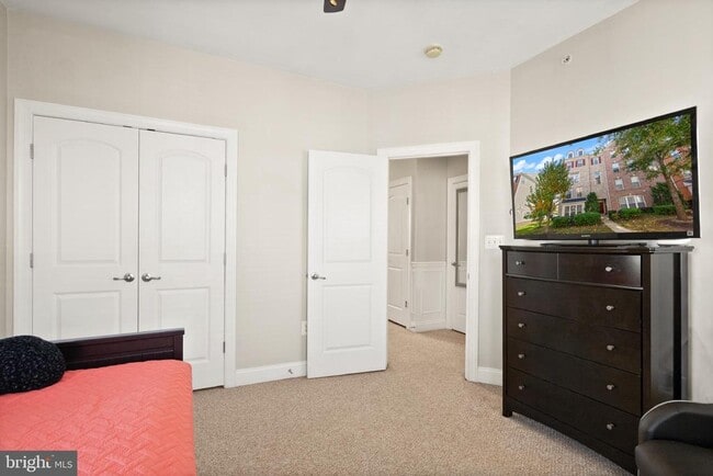 Building Photo - 2238 Margraf Cir