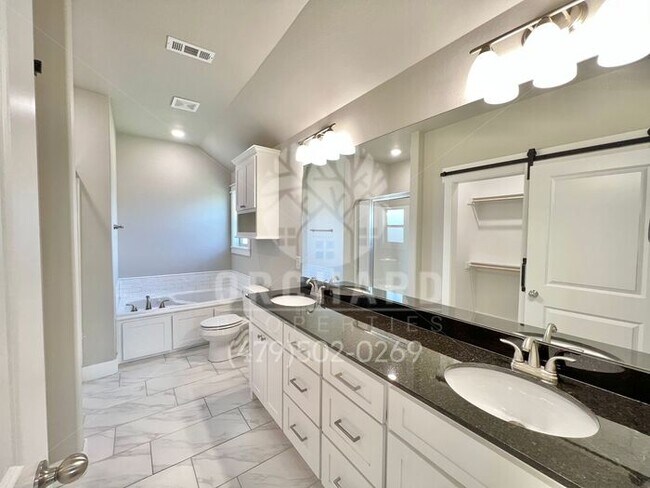 Building Photo - Single Family Home - Beautiful Kennedy Plan