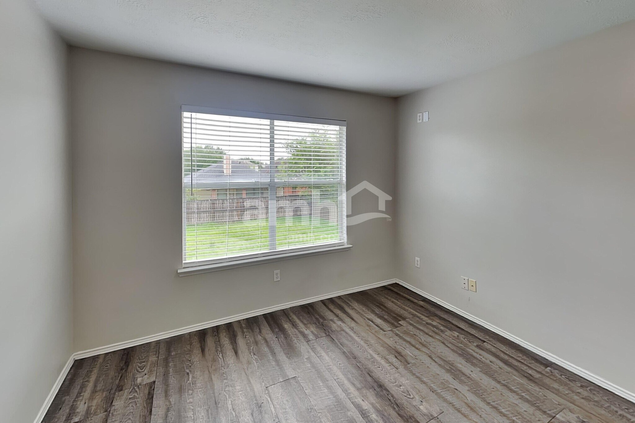 Building Photo - 14006 Honey Bee Ct