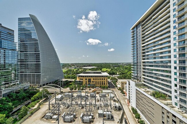 Building Photo - 301 West Ave