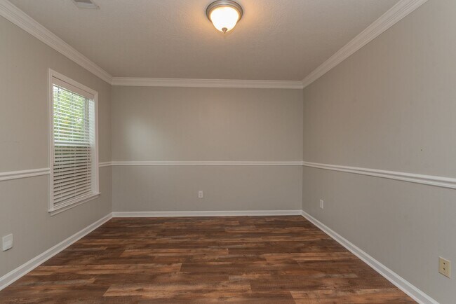 Building Photo - $1,525- 2 Bed/2 Bath house for rent in West Augusta, Total Electric!