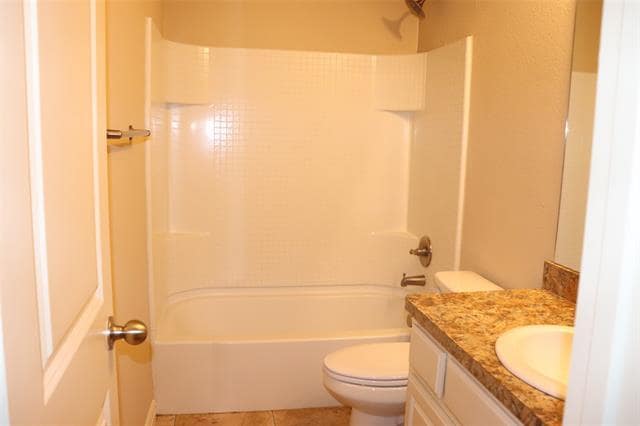 Building Photo - 414 Stonecreek Dr