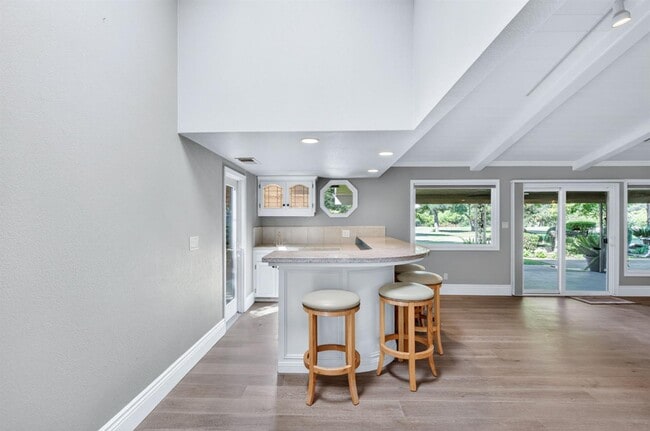Building Photo - 39771 Rd 33