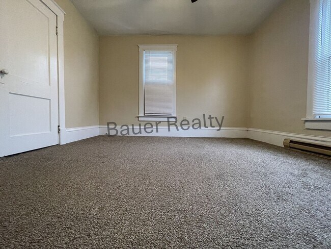 Building Photo - sbeg402