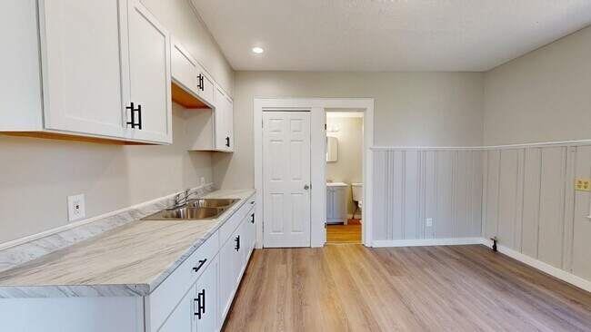 Building Photo - 7701 Dercum Rd