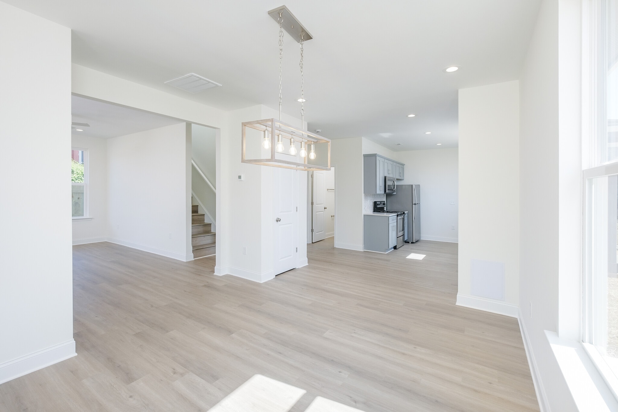 Building Photo - 1122 Rodey Ave