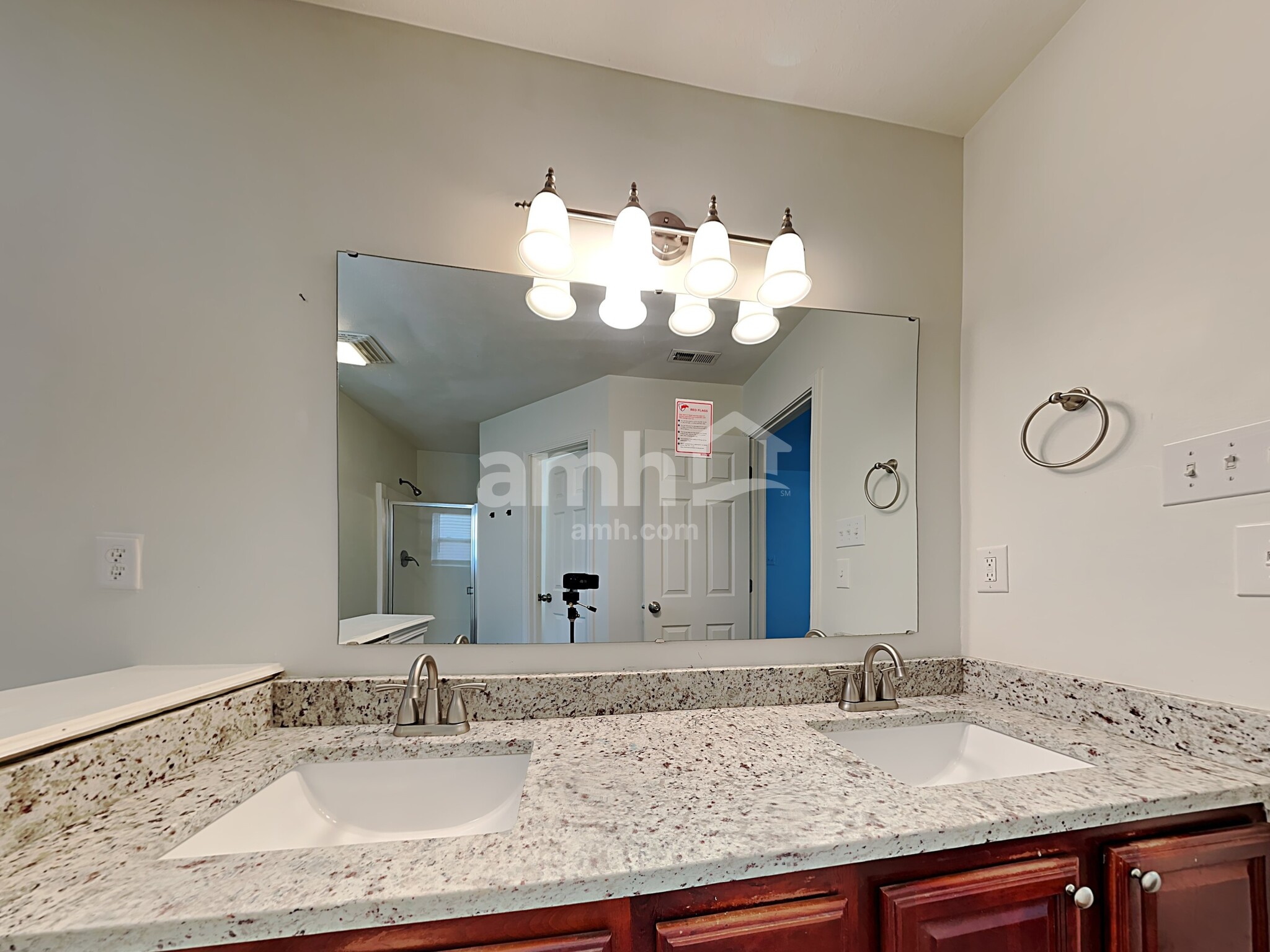 Building Photo - 7903 Whitaker Valley Blvd