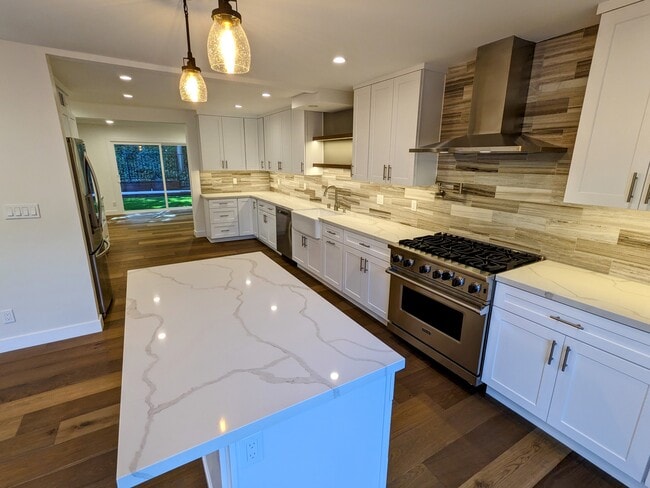 Building Photo - 2510 Almaden Ct