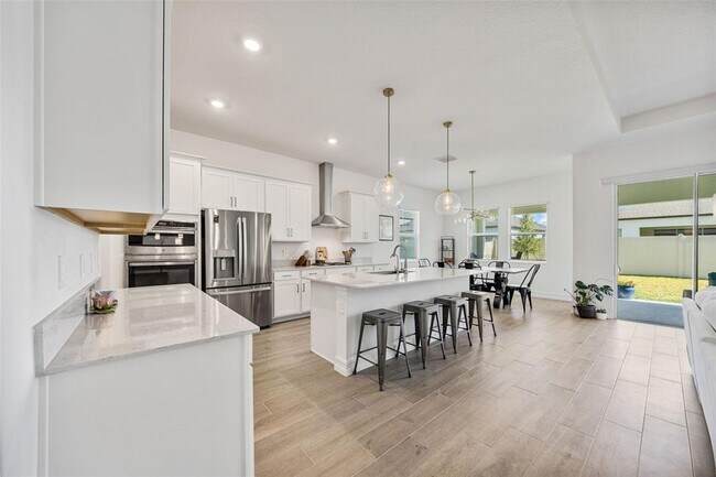 Building Photo - 6834 115th St E