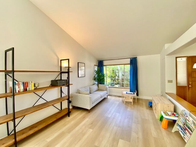 Building Photo - Great Home for rent