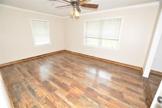 Building Photo - 23114 Laura Ln