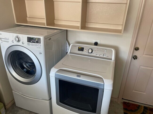 Building Photo - 2306 Leo Reyes Ct