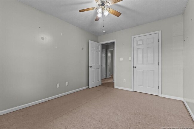 Building Photo - 1323 Shoshone Pl