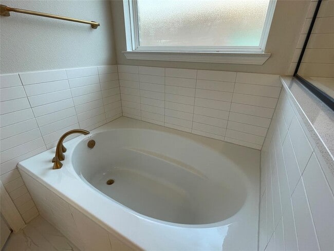 Building Photo - 270 Grand Teton Dr