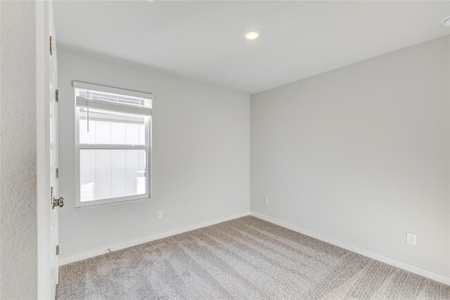 Building Photo - 2066 Alice Jay Wy