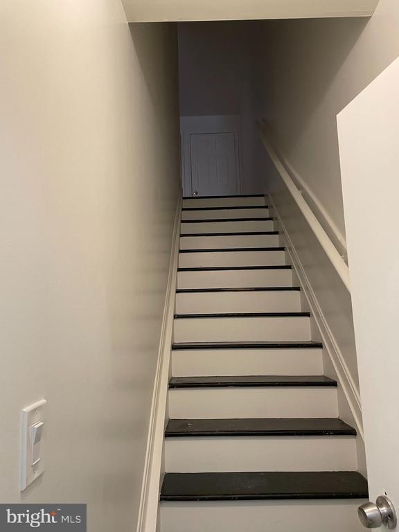 Building Photo - 2016 10th St NW