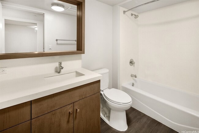 Building Photo - 7000 Hawaii Kai Dr