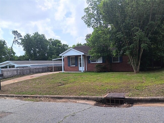 Building Photo - 2132 Ester St