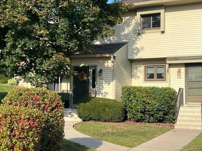 Primary Photo - 1302 Summer Hill Dr